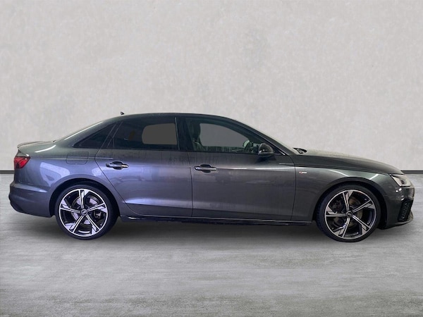 Used Audi A4 2022 for sale - 76330000: Photo 3