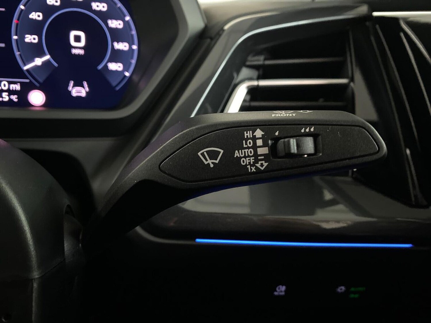 Used Audi Q4 e-tron 2025 for sale - 77542450: Photo 28