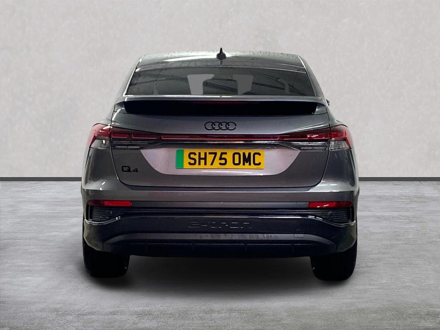 Used Audi Q4 e-tron 2025 for sale - 77542450: Photo 4