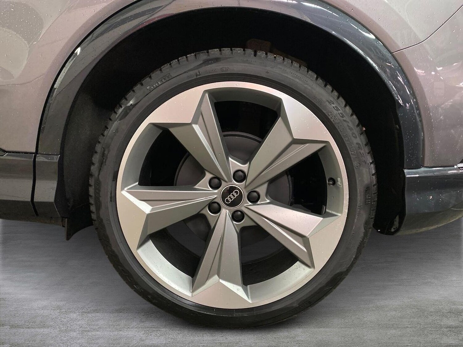 Used Audi Q4 e-tron 2025 for sale - 77542450: Photo 6