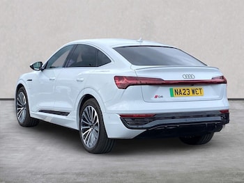 Used Audi Q8 2023 for sale - 79393014: Photo