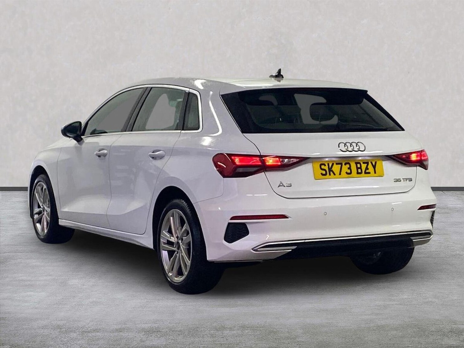 Used Audi A3 2023 for sale - 76510655: Photo 2