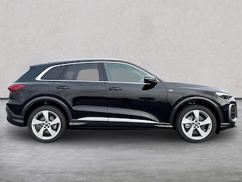 Used Audi Q5 2025 for sale - 76426706: Photo