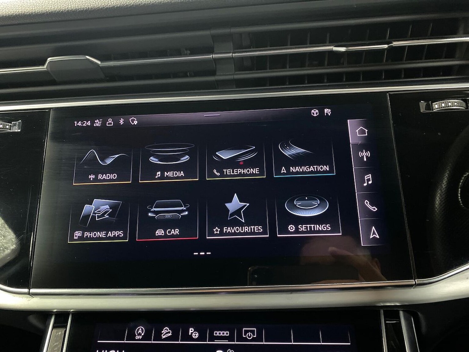 Used Audi Q7 2021 for sale - 76541837: Photo 11