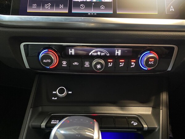 Used Audi Q3 2025 for sale - 76236980: Photo 12