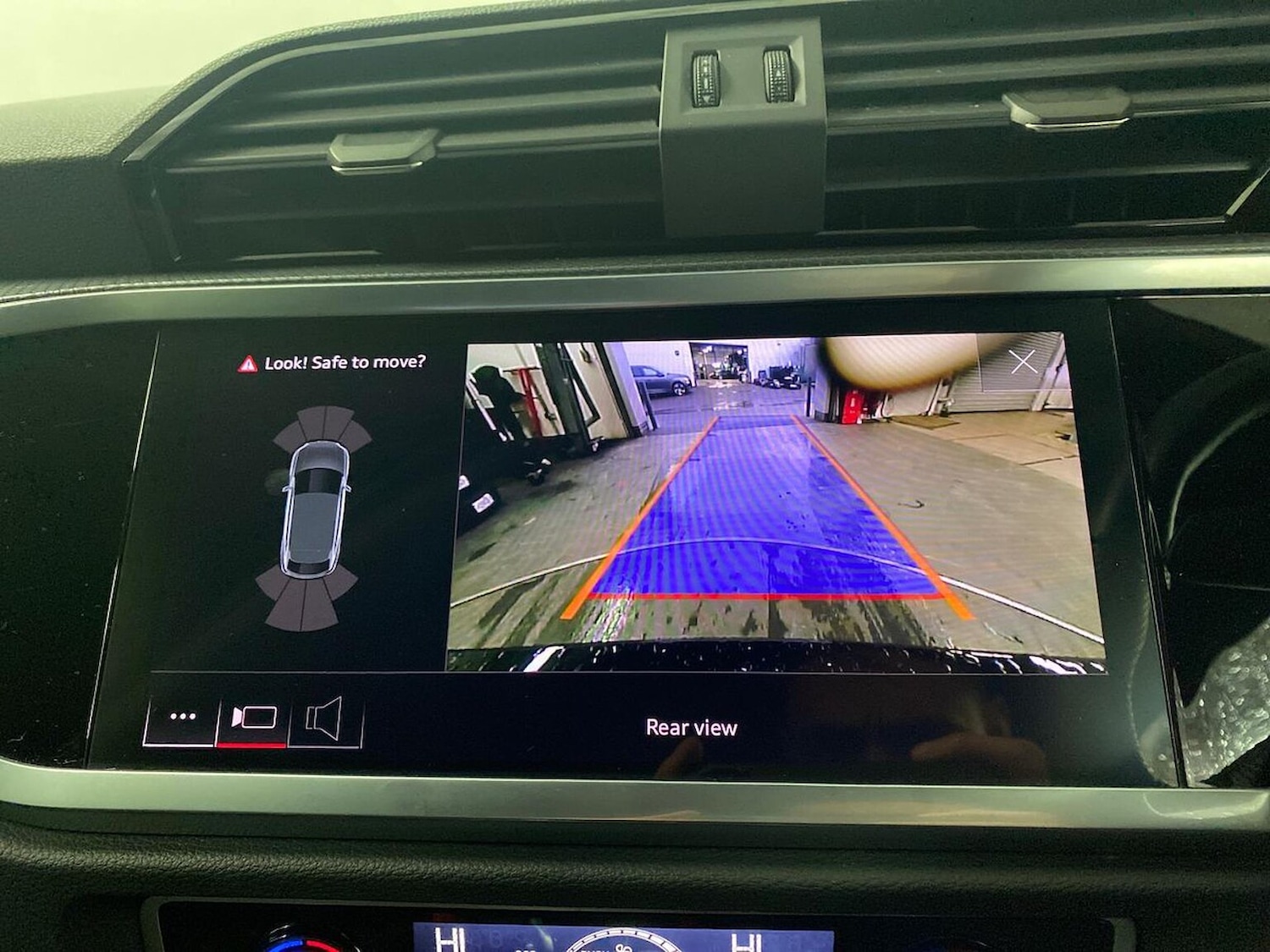 Used Audi Q3 2022 for sale - 76541831: Photo 23