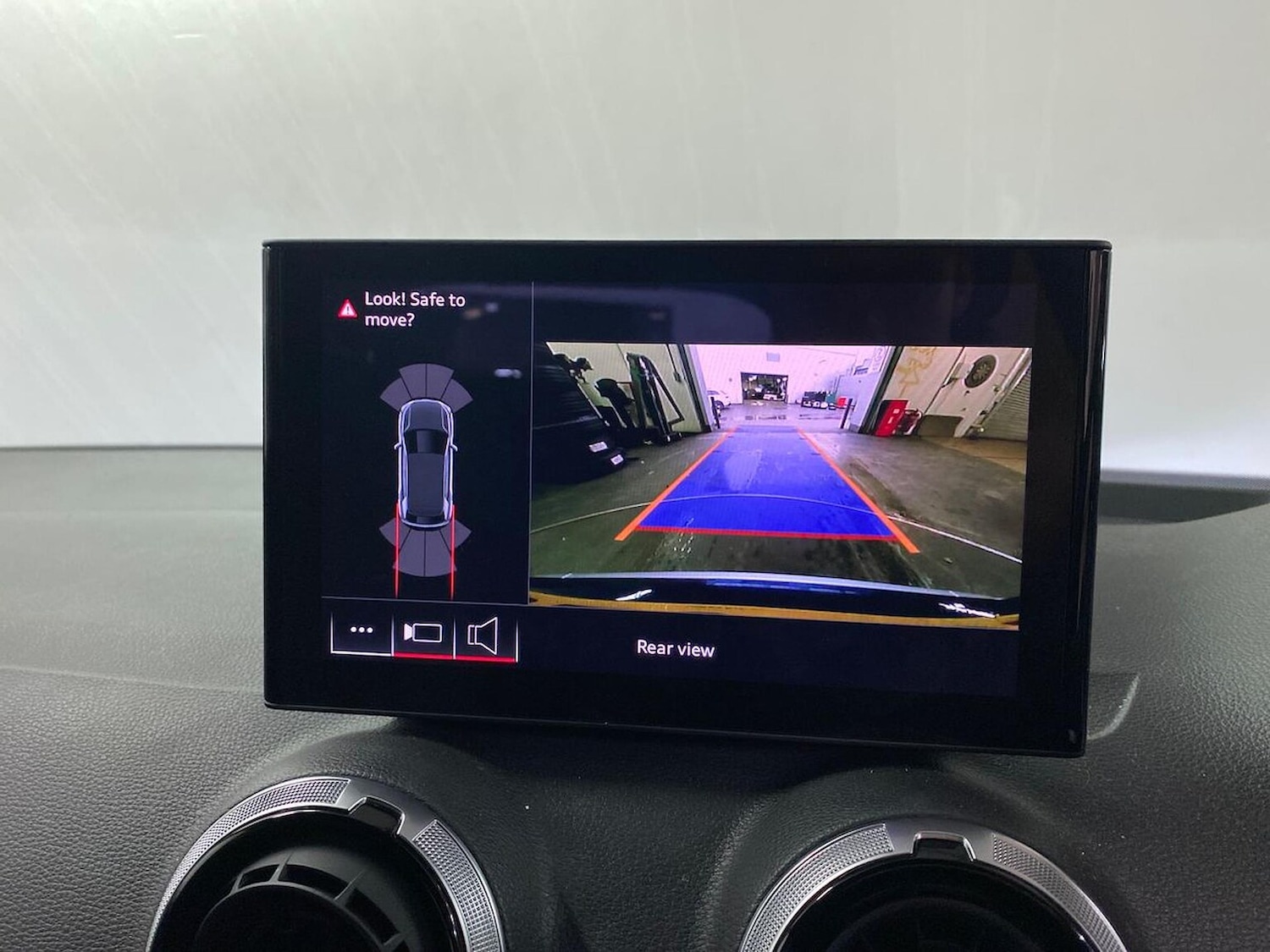 Used Audi Q2 2025 for sale - 76455213: Photo 23