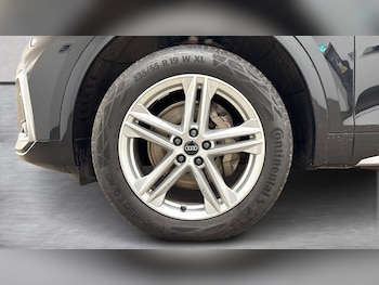 Used Audi Q5 2022 for sale - 76037196: Photo