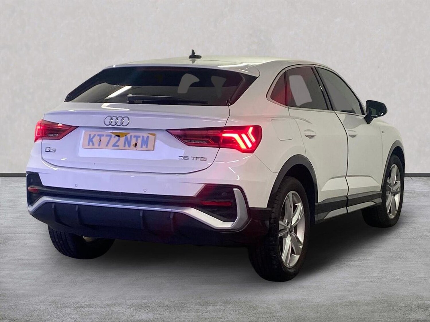 Used Audi Q3 2023 for sale - 77650280: Photo 18