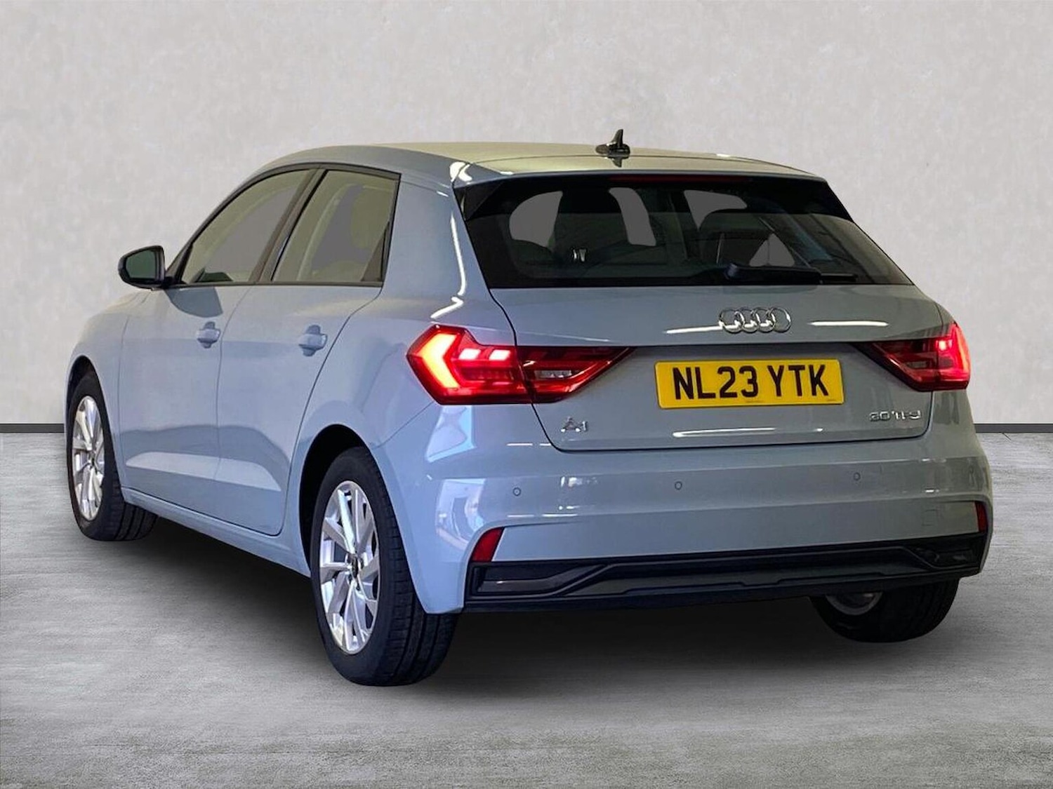 Used Audi A1 2023 for sale - 76320664: Photo 2