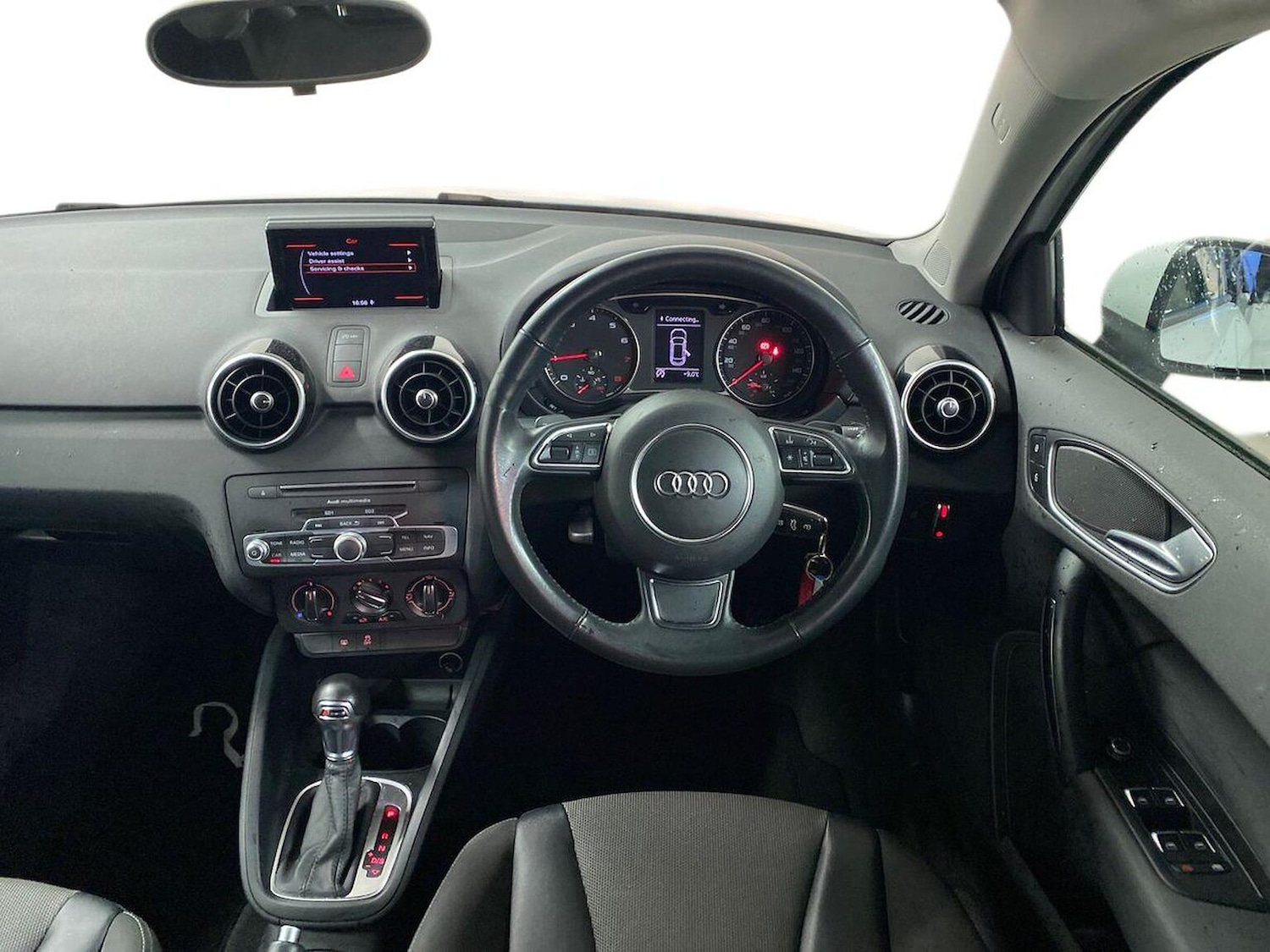 Used Audi A1 2015 for sale - 76387225: Photo 9