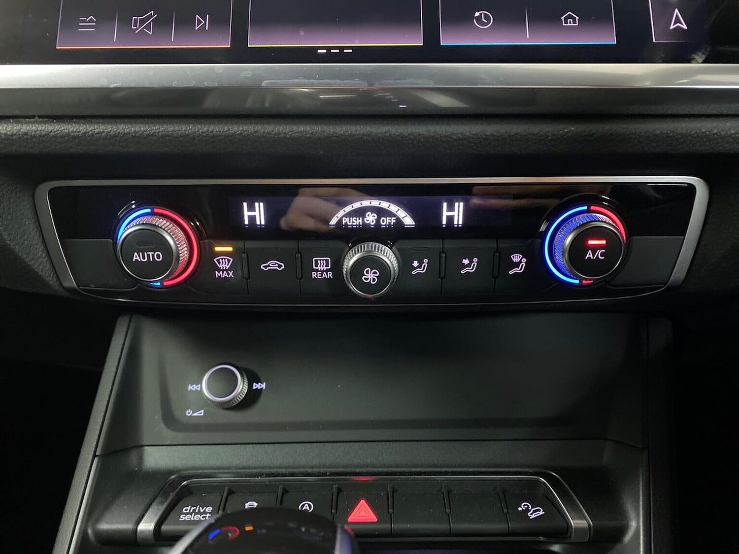 Used Audi Q3 2021 for sale - 77802100: Photo 12