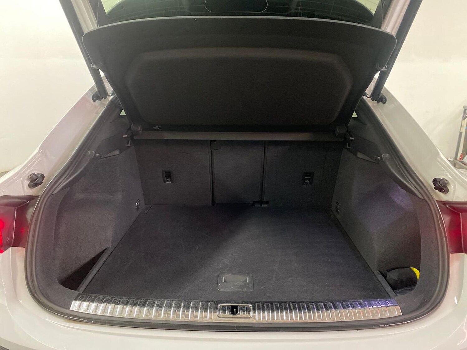 Used Audi Q3 2021 for sale - 77802100: Photo 17