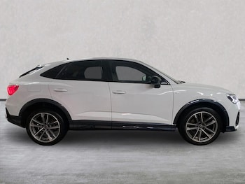 Used Audi Q3 2021 for sale - 77802100: Photo