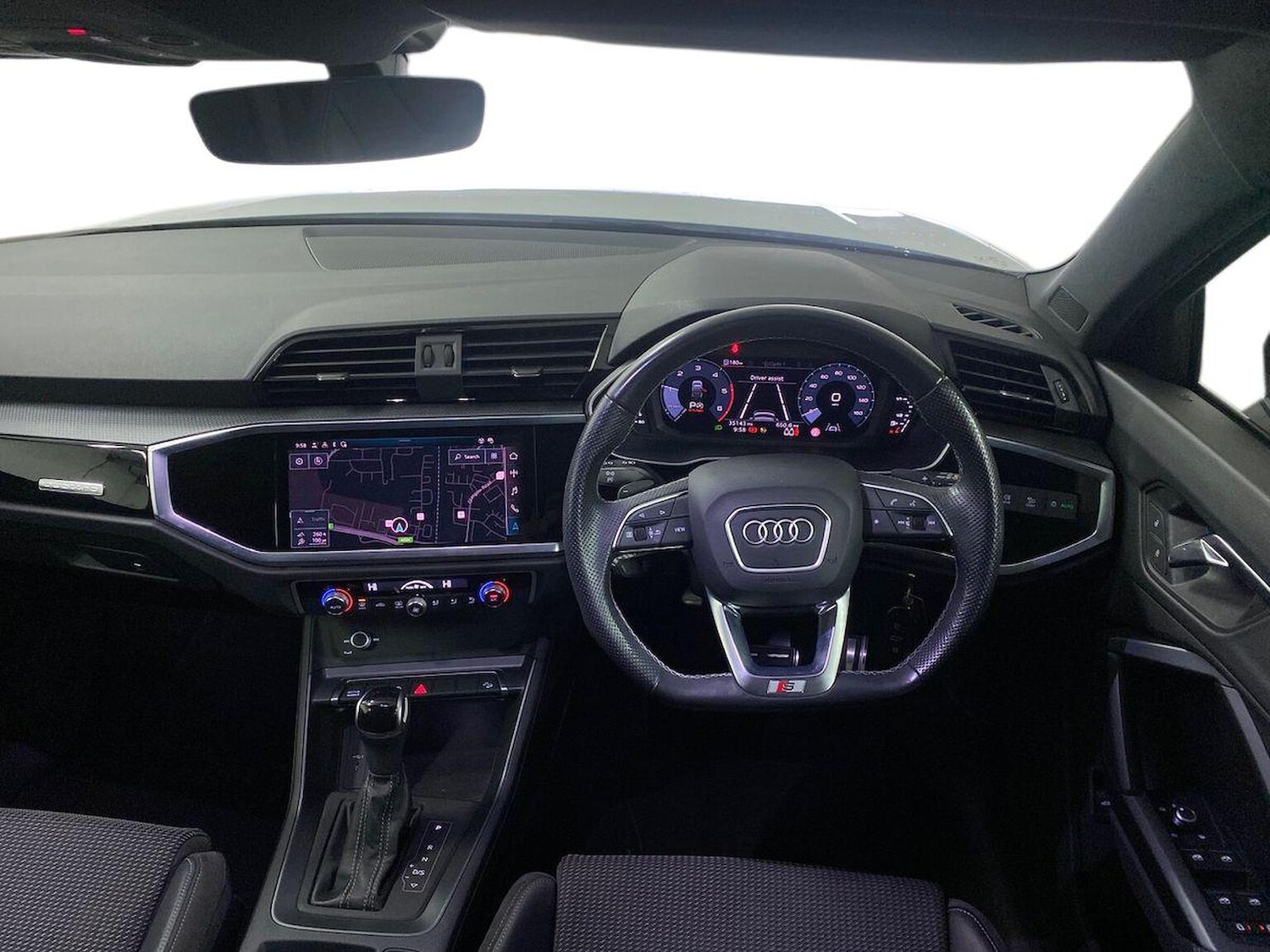 Used Audi Q3 2021 for sale - 77802100: Photo 9
