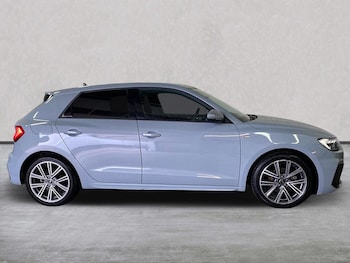 Used Audi A1 2023 for sale - 75436180: Photo