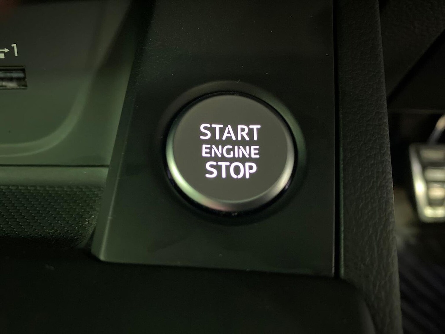 Used Audi A4 2019 for sale - 76536610: Photo 22