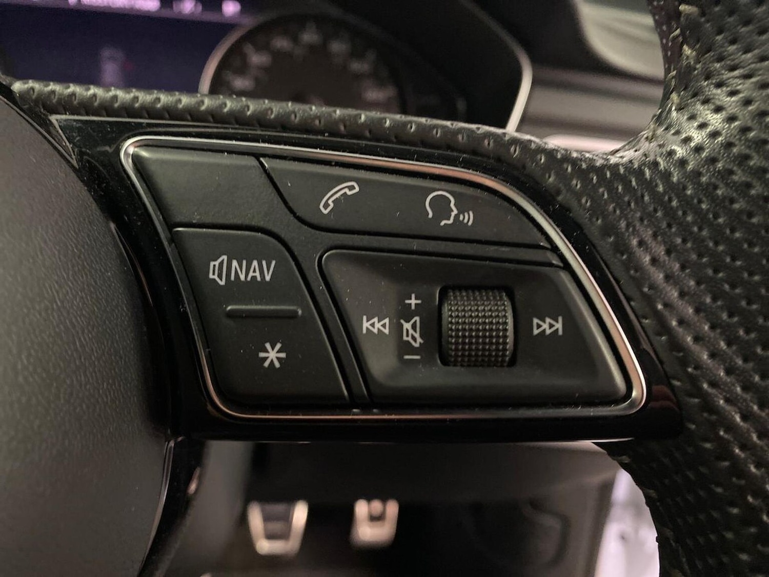 Used Audi A4 2019 for sale - 76536610: Photo 26