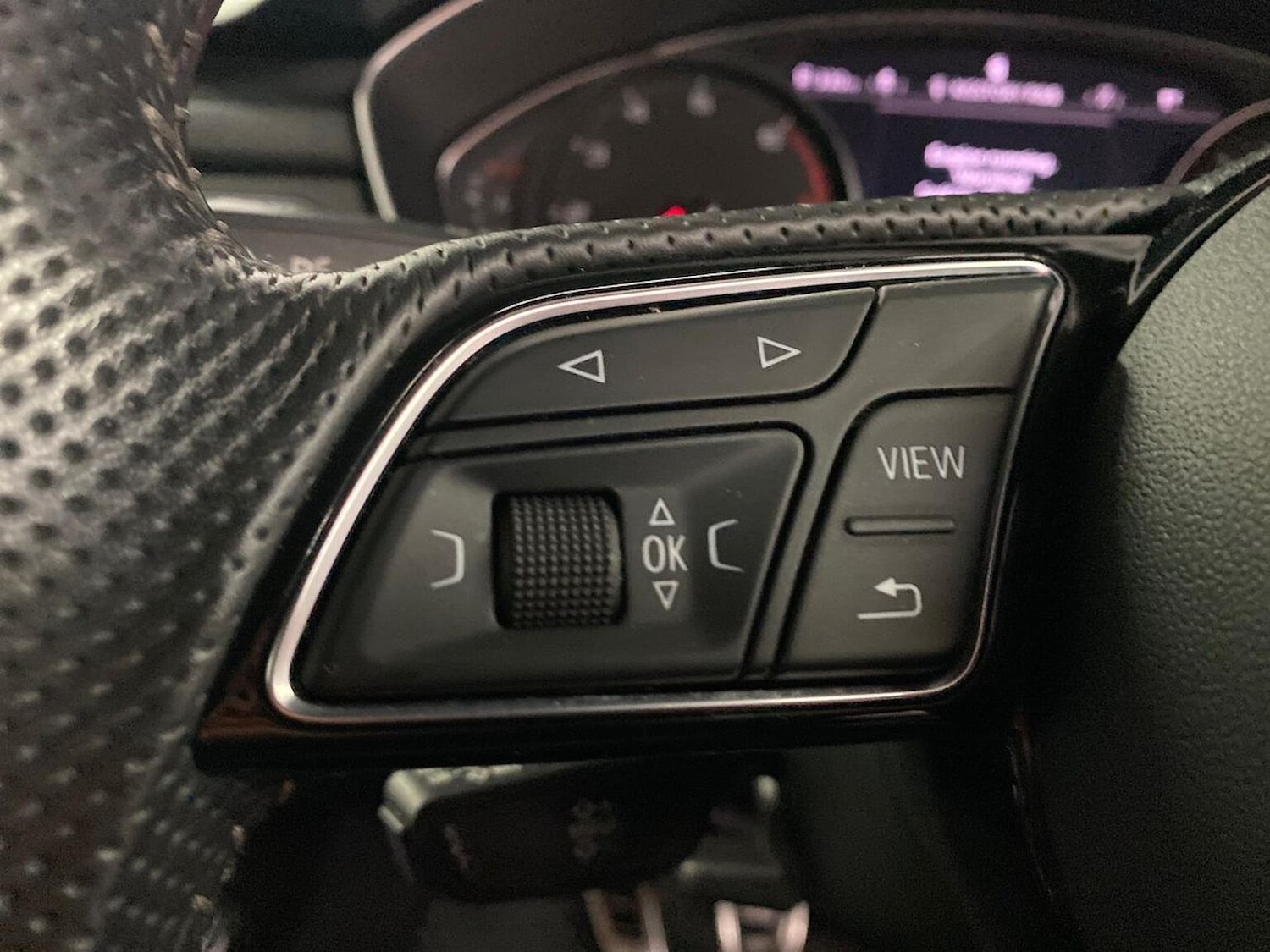 Used Audi A4 2019 for sale - 76536610: Photo 27