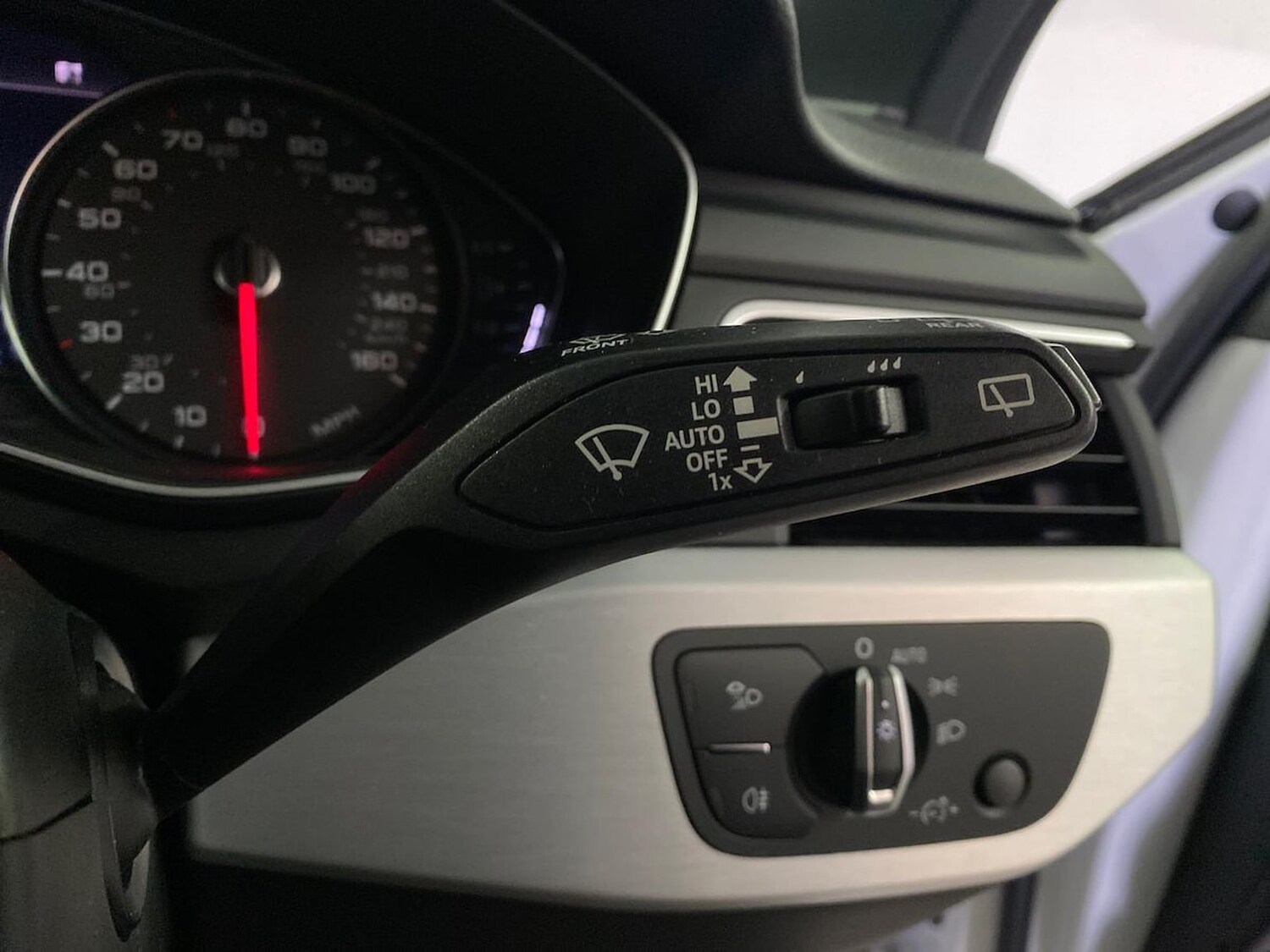 Used Audi A4 2019 for sale - 76536610: Photo 28