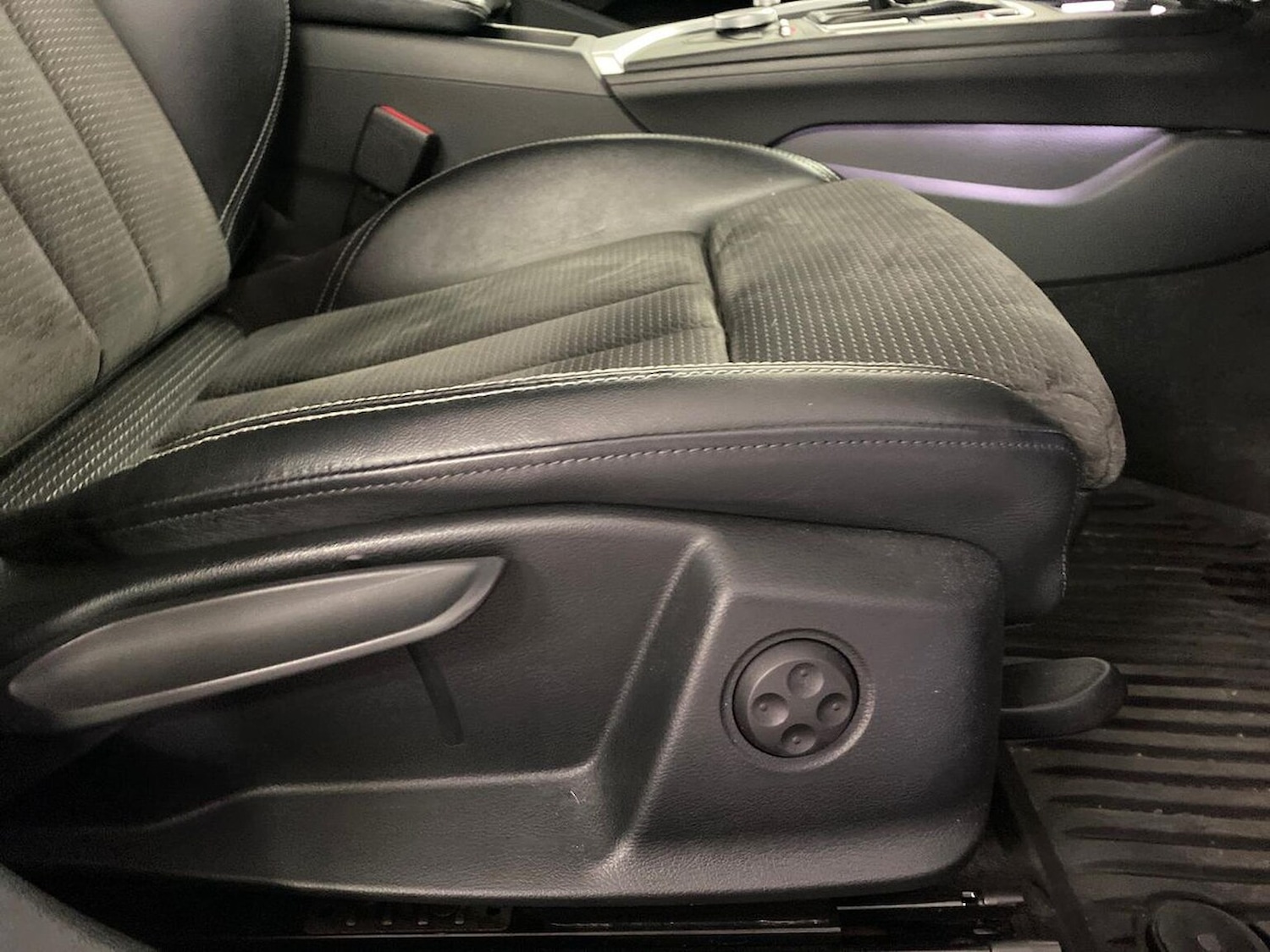 Used Audi A4 2019 for sale - 76536610: Photo 30