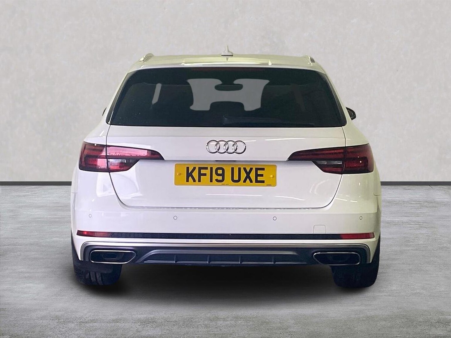 Used Audi A4 2019 for sale - 76536610: Photo 4