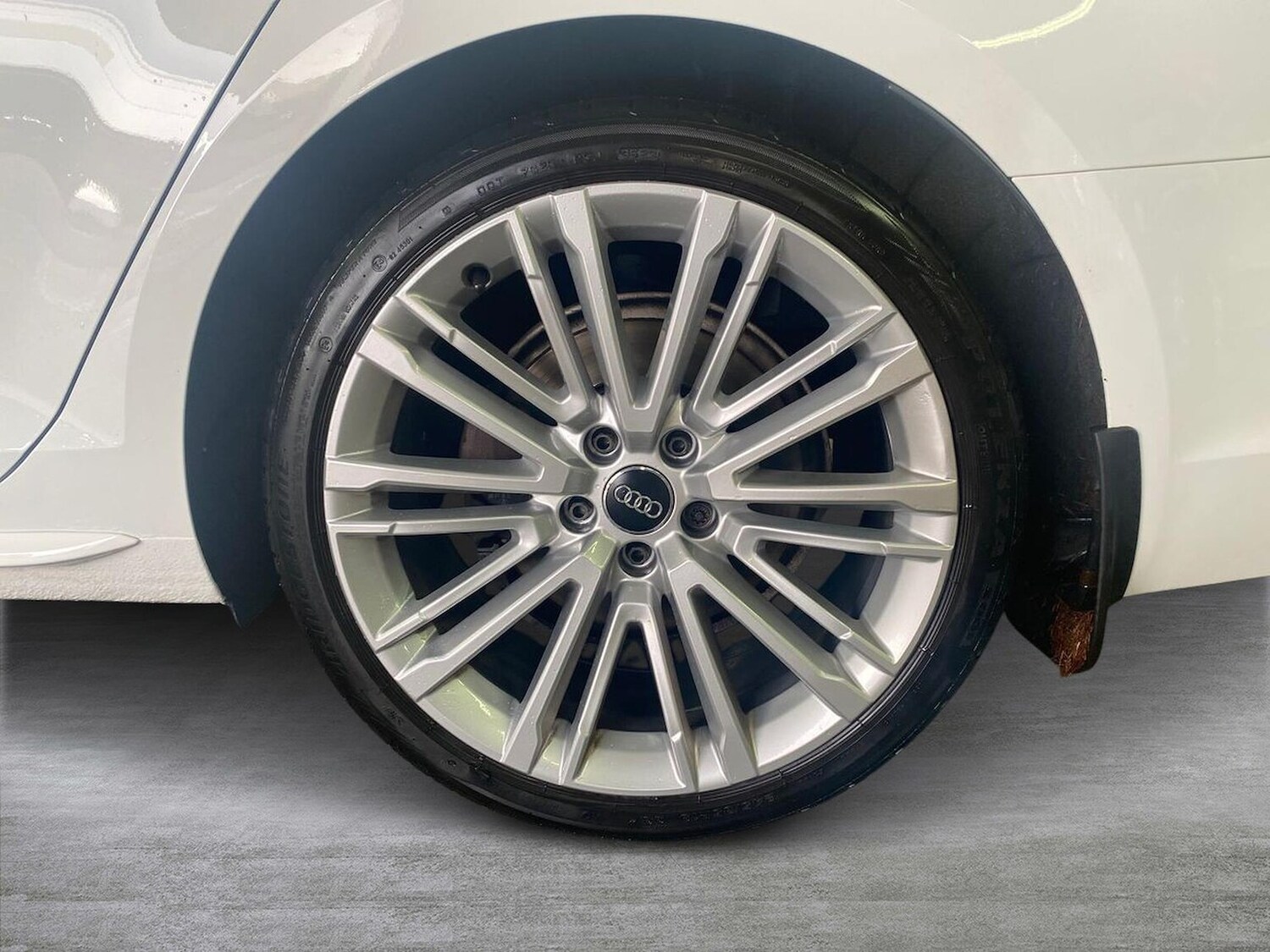 Used Audi A4 2019 for sale - 76536610: Photo 6