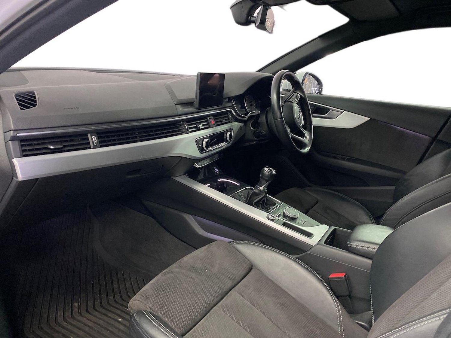 Used Audi A4 2019 for sale - 76536610: Photo 7