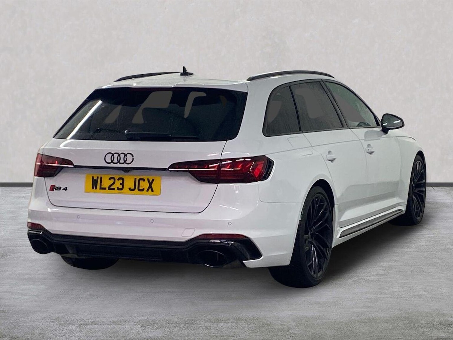 Used Audi RS4 2023 for sale - 76365069: Photo 18