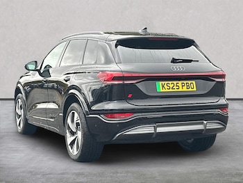 Used Audi Q6 e-tron 2025 for sale - 76450552: Photo