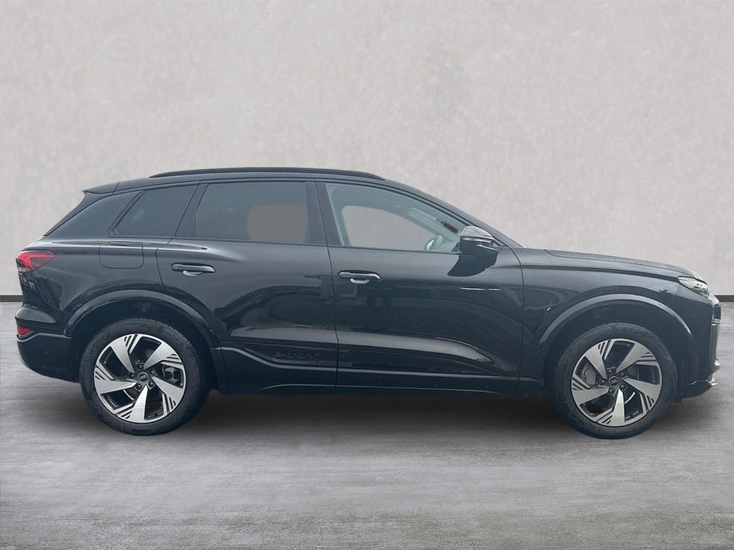 Used Audi Q6 e-tron 2025 for sale - 76450552: Photo 3