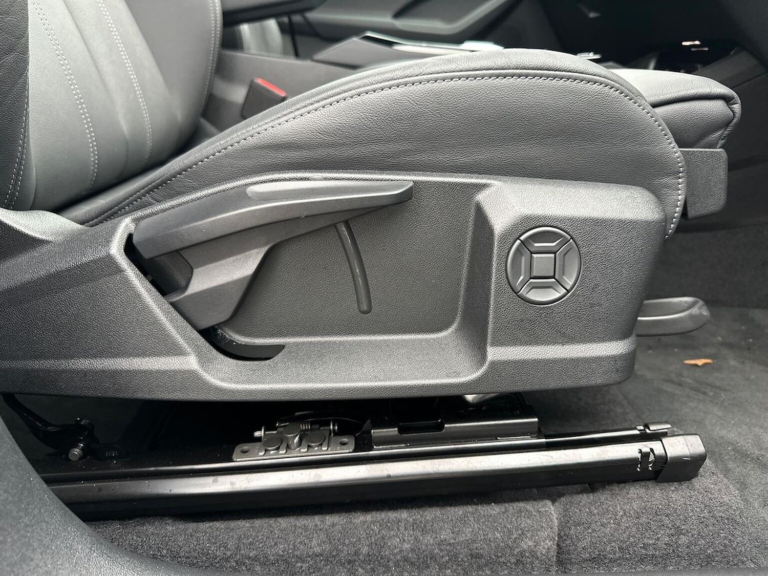 Used Audi Q6 e-tron 2025 for sale - 76450552: Photo 30