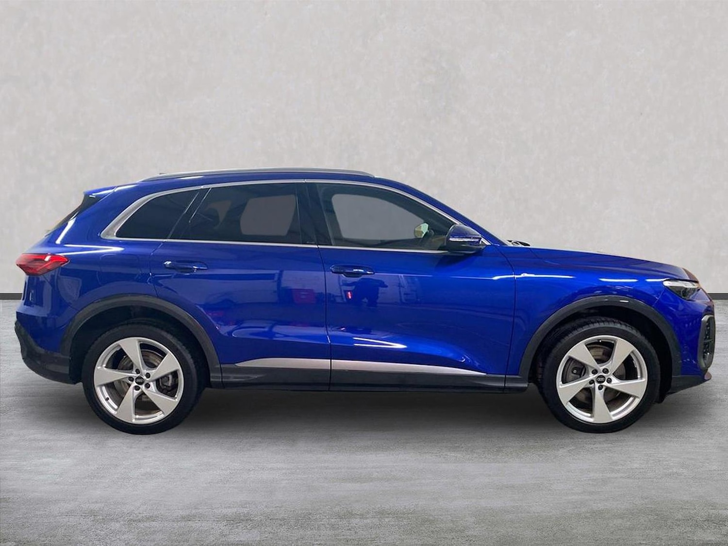 Used Audi Q5 2025 for sale - 78026185: Photo 3