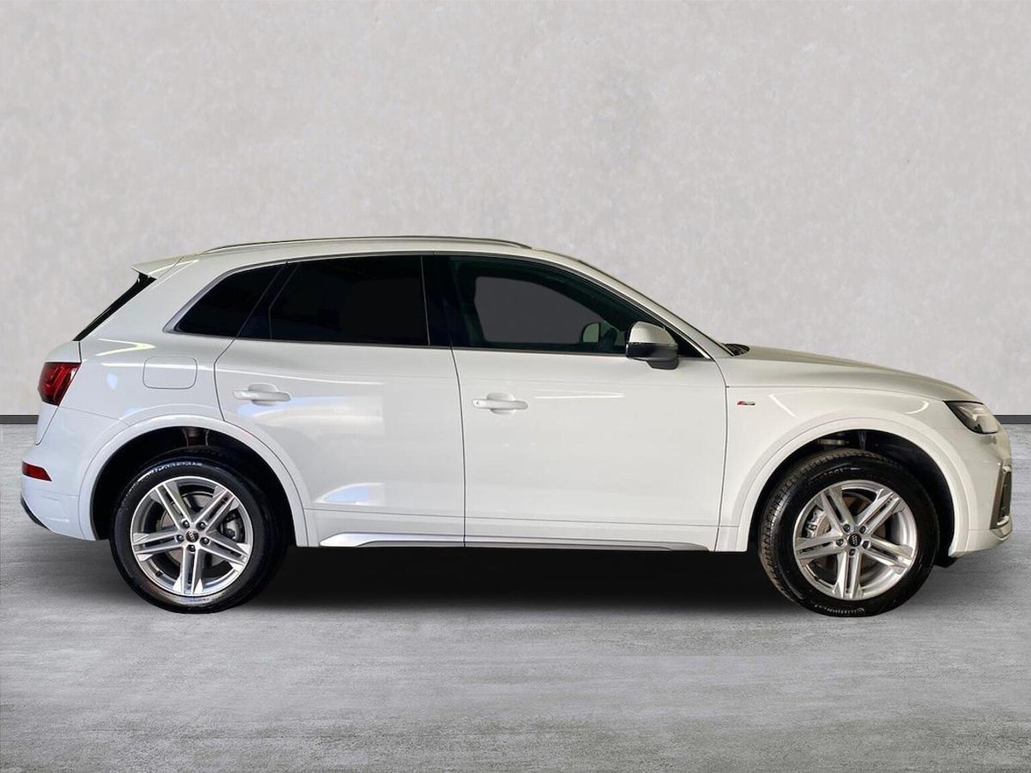 Used Audi Q5 2024 for sale - 76070170: Photo 3