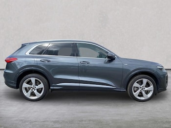 Used Audi Q5 2025 for sale - 79380039: Photo
