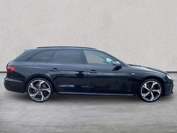 Used Audi A4 2022 for sale - 78807876: Photo