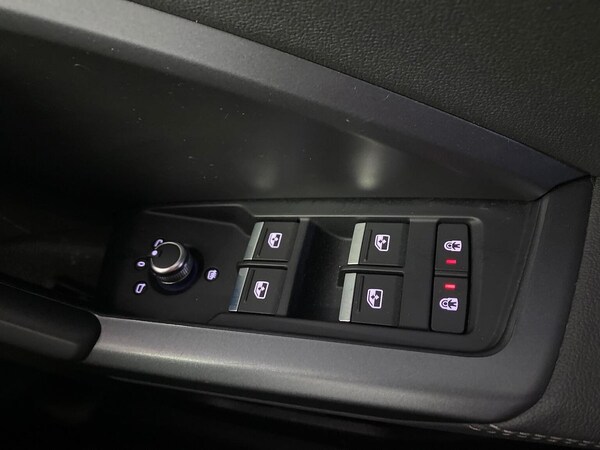 Used Audi Q3 2019 for sale - 75436848: Photo 21