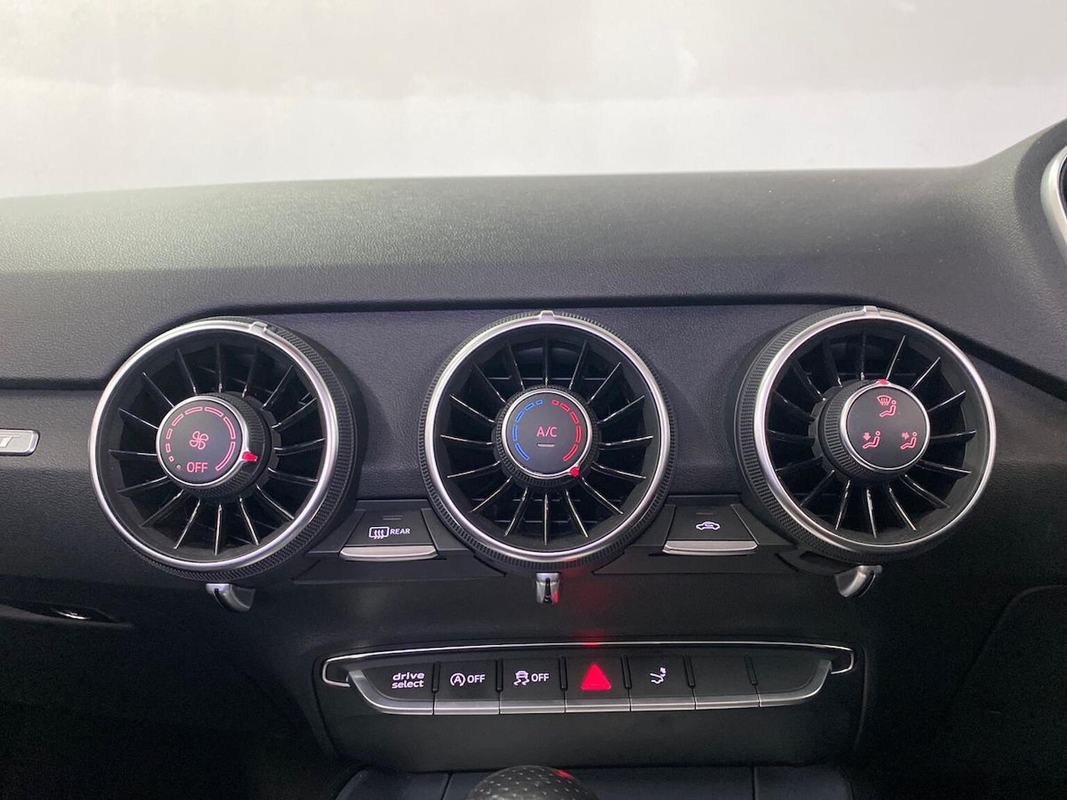 Used Audi TT 2019 for sale - 76951248: Photo 12