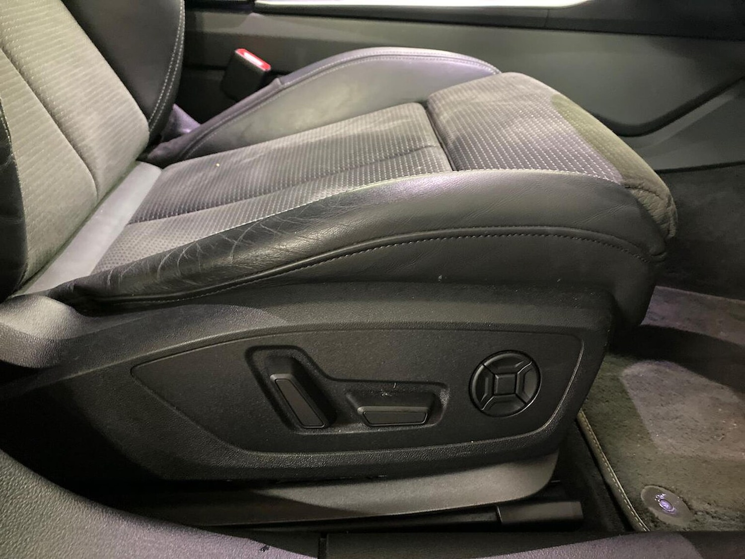 Used Audi A6 2021 for sale - 76455242: Photo 30