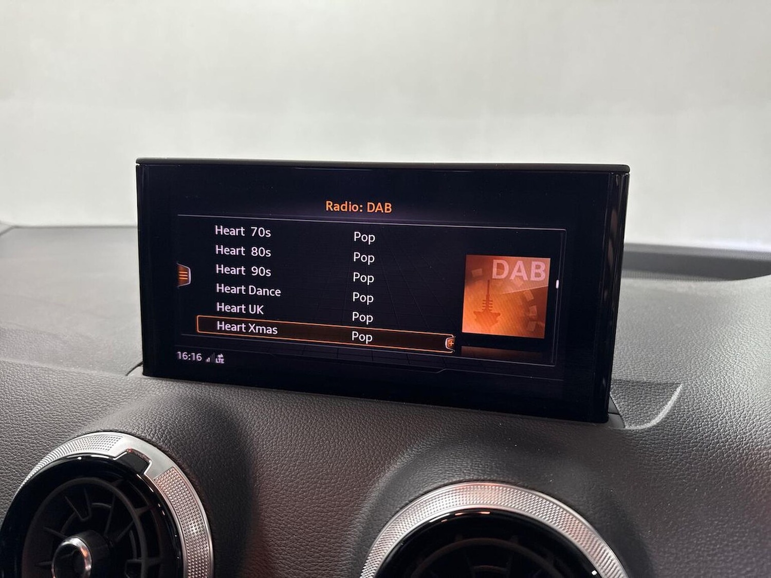 Used Audi Q2 2022 for sale - 76455249: Photo 11