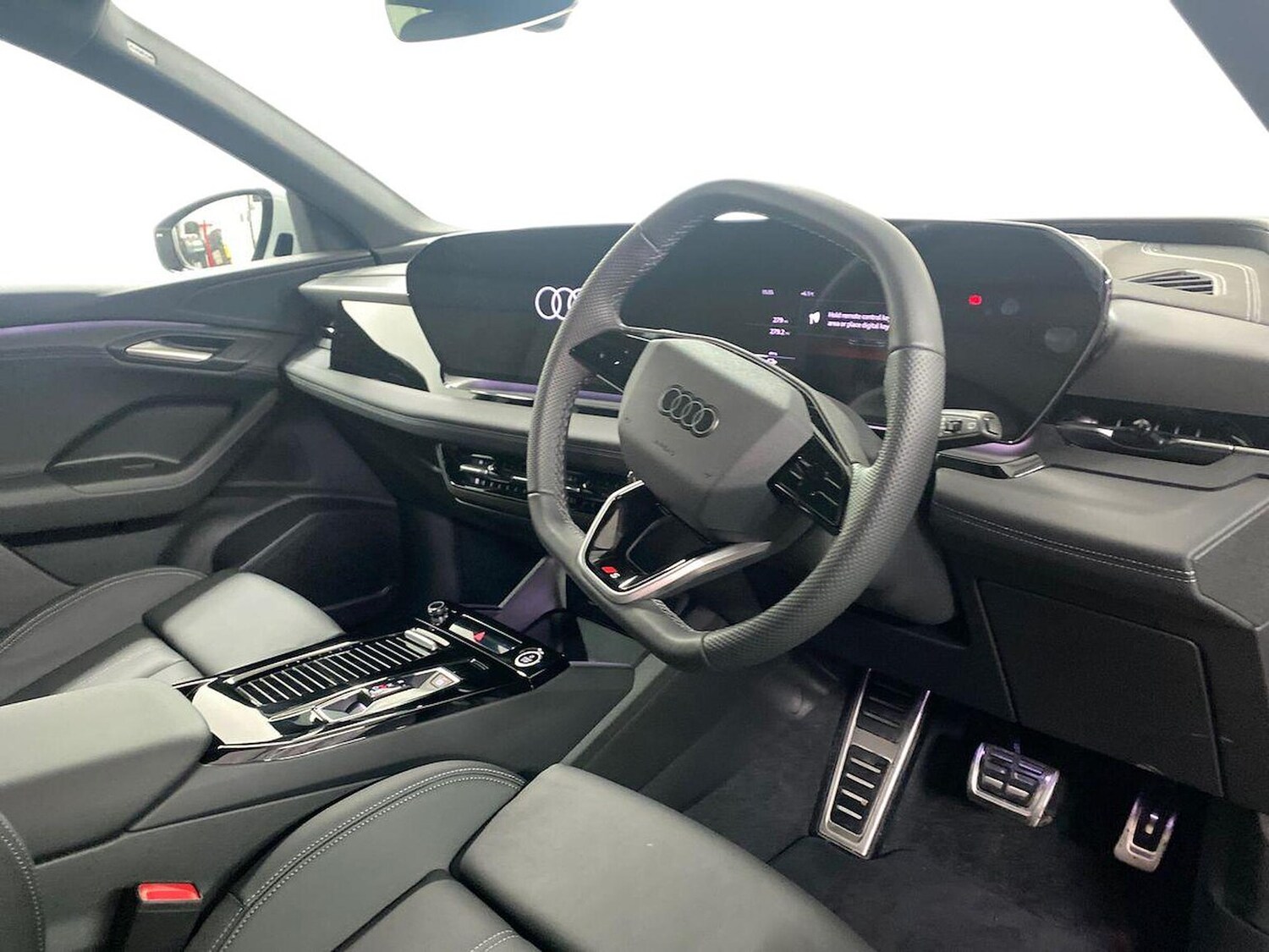 Used Audi Q6 e-tron 2024 for sale - 77676332: Photo 15