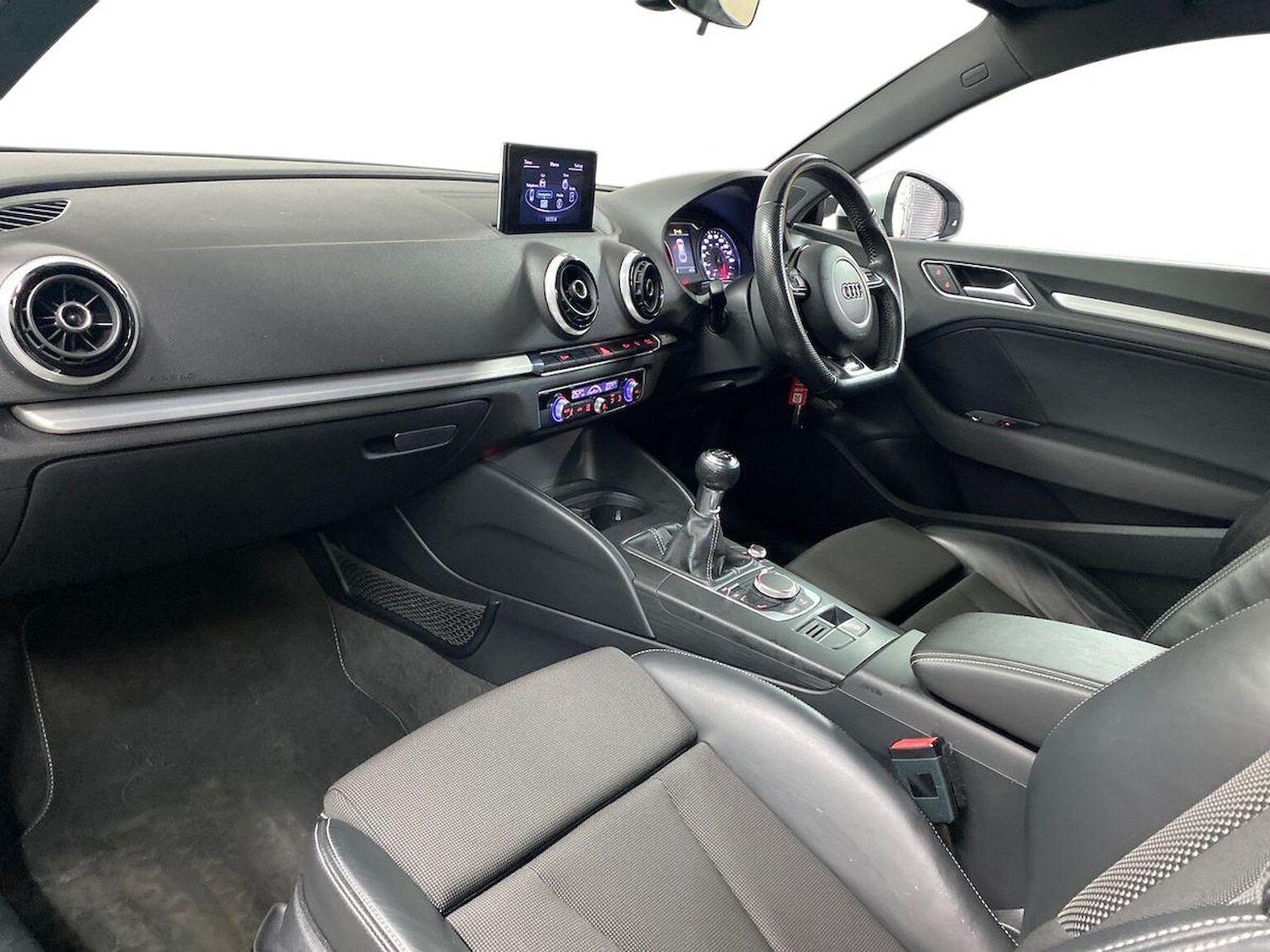 Used Audi A3 2016 for sale - 76682596: Photo 7