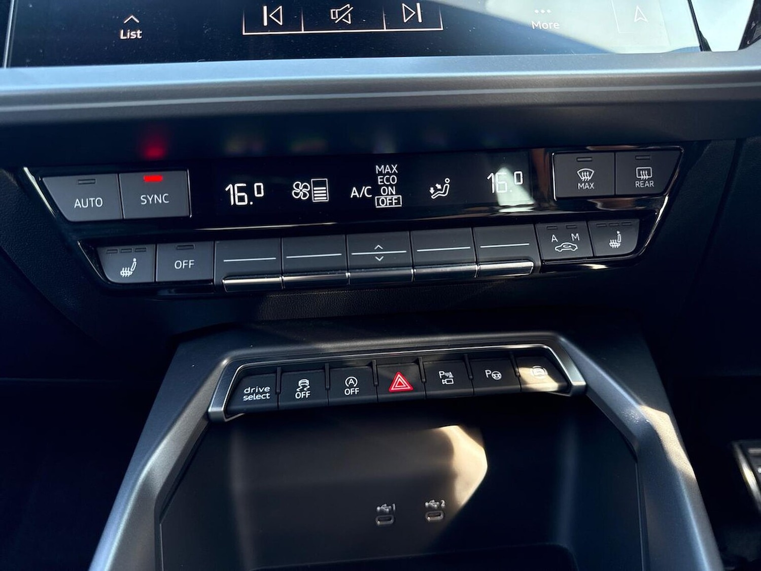 Used Audi RS3 2024 for sale - 76422407: Photo 12