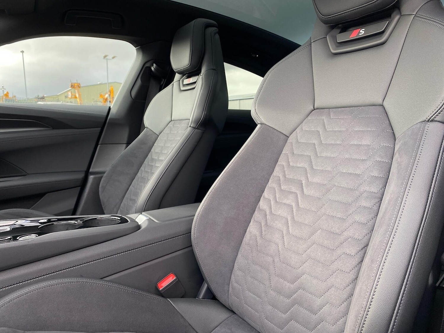 Used Audi e-tron GT 2024 for sale - 76426726: Photo 29