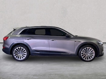 Used Audi e-tron 2020 for sale - 76225055: Photo 3