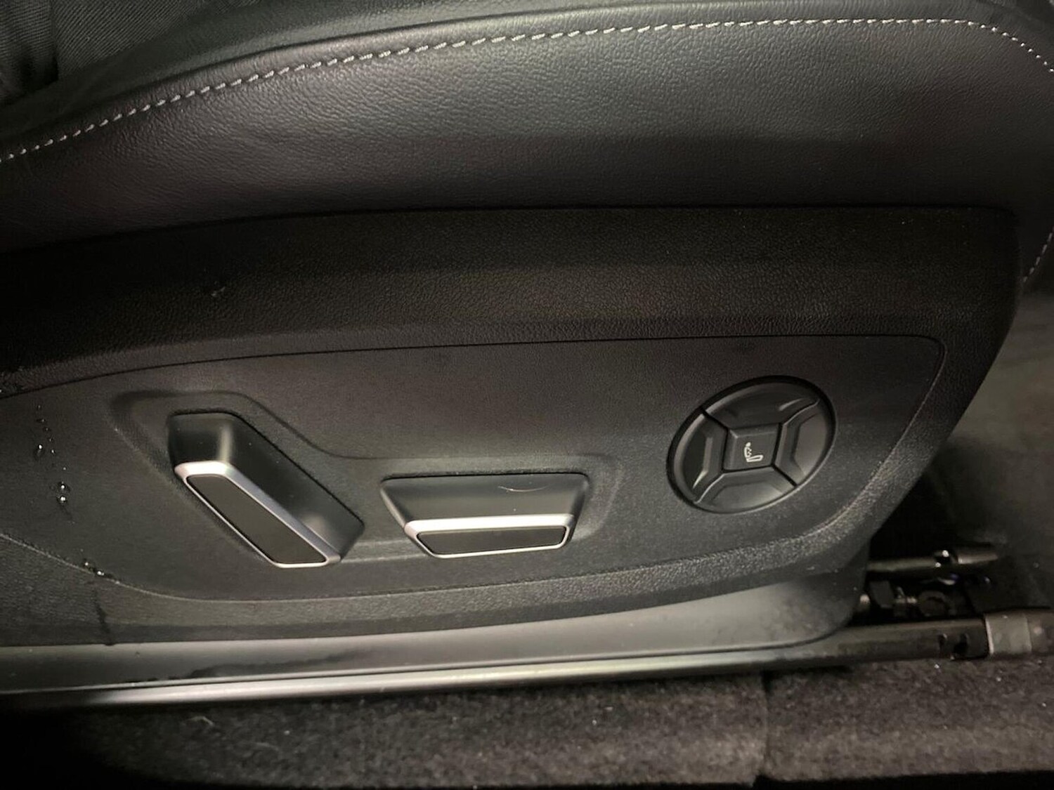 Used Audi Q6 e-tron 2025 for sale - 78193244: Photo 32