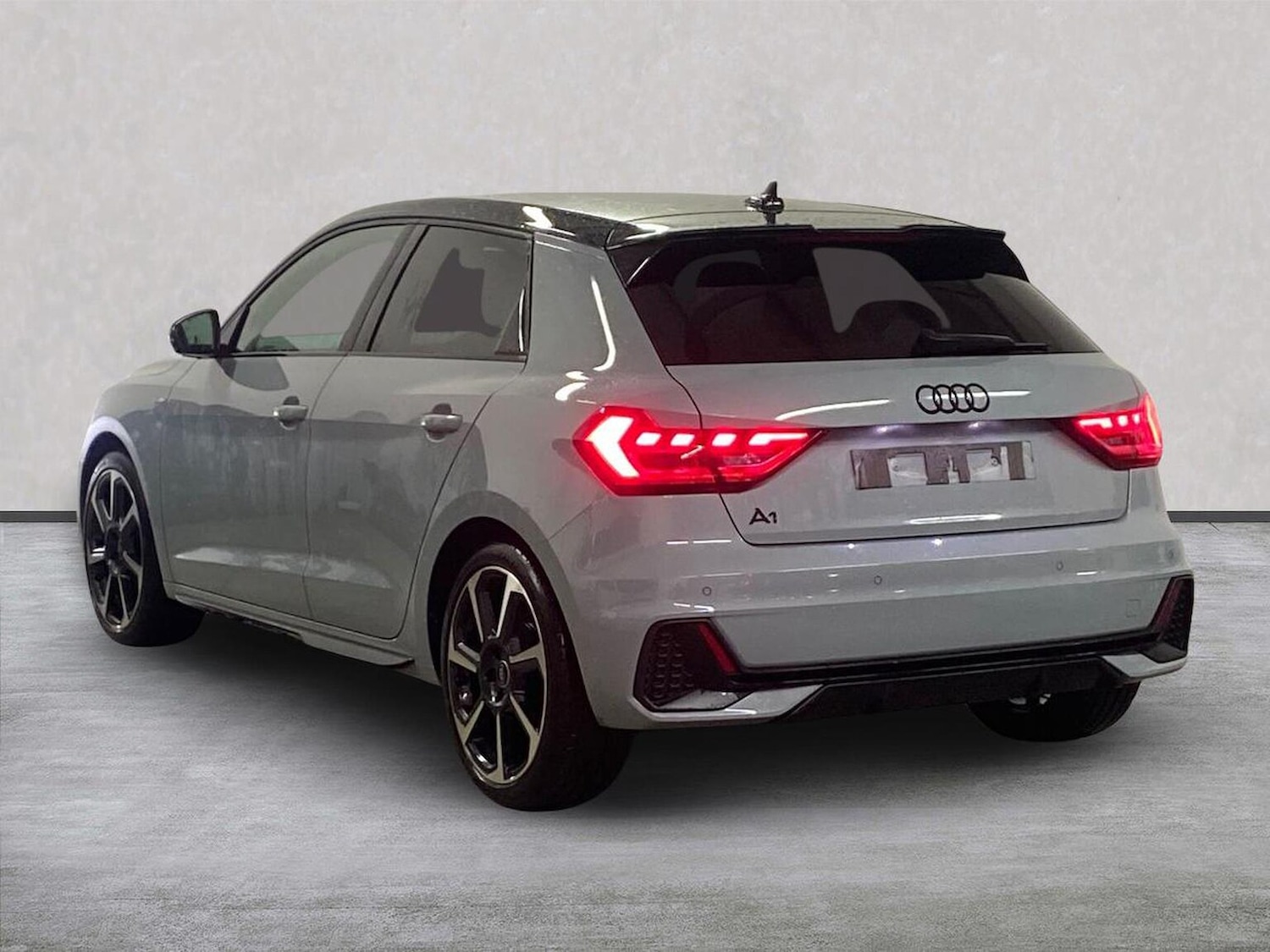 Used Audi A1 2023 for sale - 76599266: Photo 2