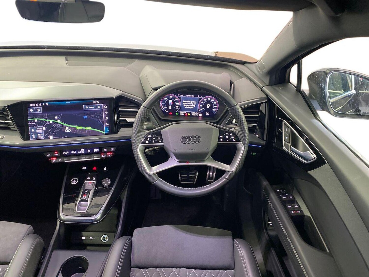 Used Audi Q4 e-tron 2024 for sale - 78121851: Photo 11