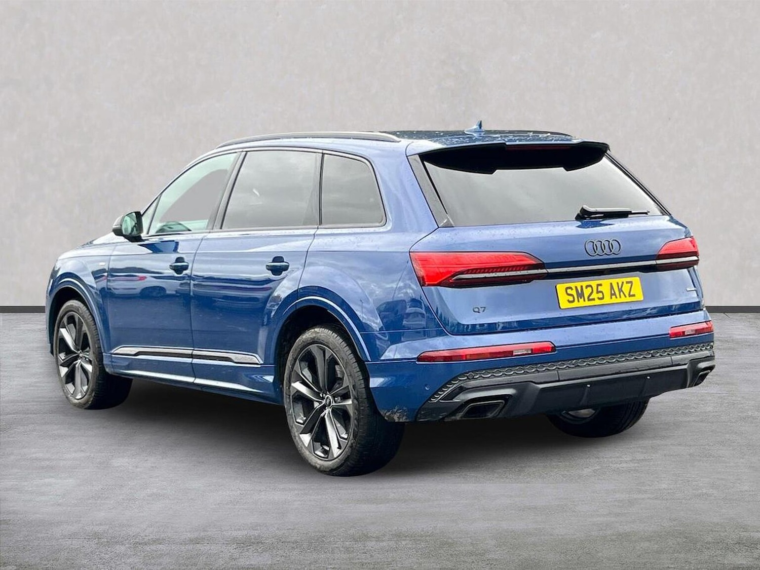 Used Audi Q7 2025 for sale - 76450562: Photo 2