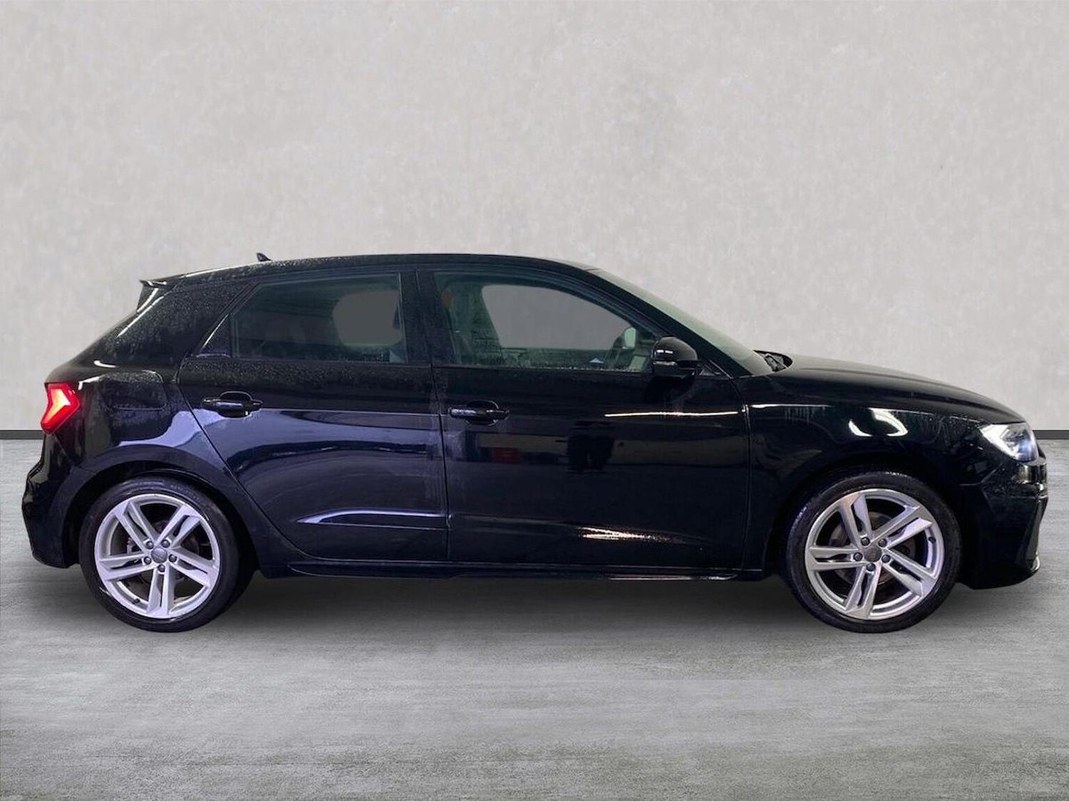 Used Audi A1 2019 for sale - 76543075: Photo 3